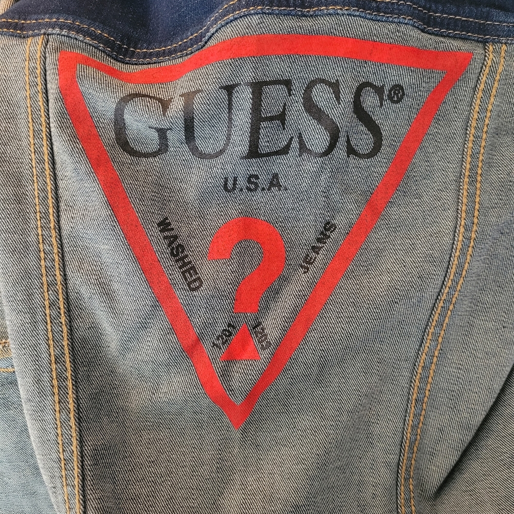 NWT Guess womans jean jacket. Size small. - Picture 7 of 9